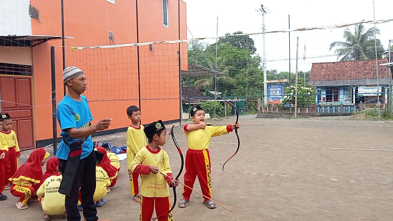 Ekstrakurikuler Memanah